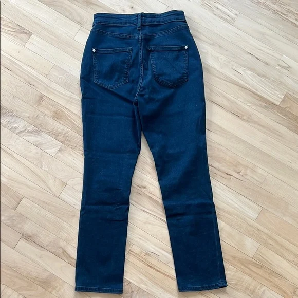 Pilcro dark denim size 28 Anthropologie - Picture 2 of 3